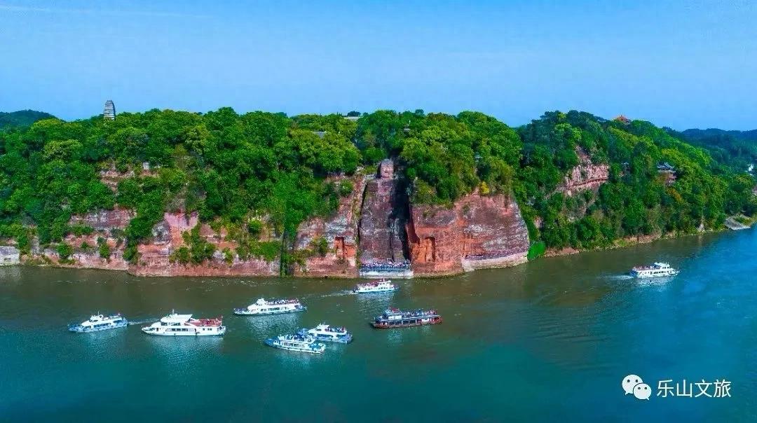 乐山，一座被低估的美食之城！3天2晚逛吃攻略，人均百元吃到撑