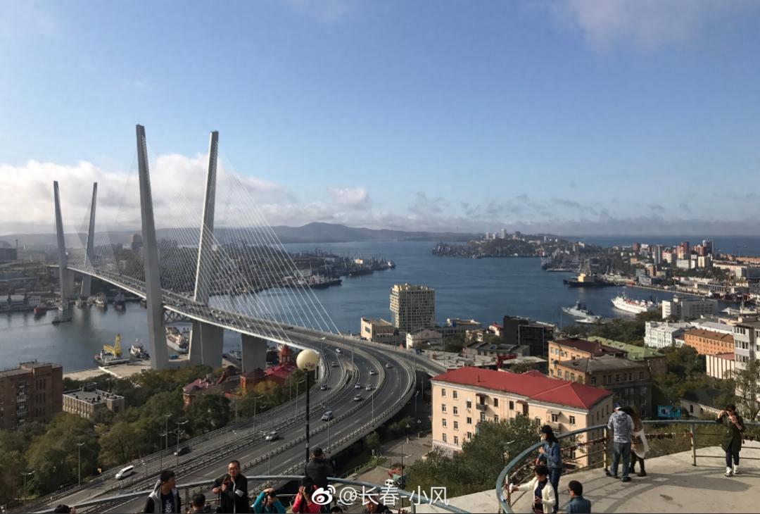 延吉到海参崴大巴通了，说走就走！130块钱出国，6小时拢共分几步？