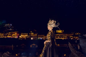 去凤凰旅游攻略_凤凰古城游玩攻略_凤凰古城景点介绍