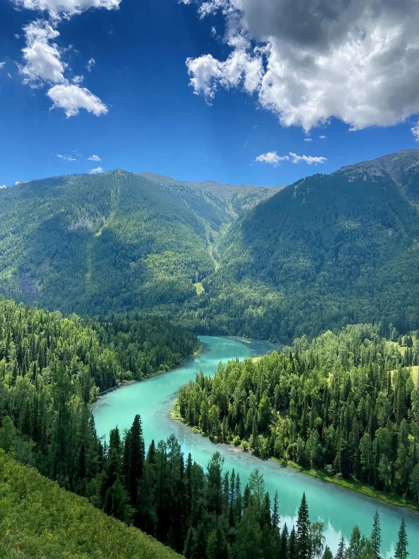 人均2000元乌鲁木齐旅游攻略_新疆乌鲁木齐10天9晚旅行团_新疆天山旅游攻略