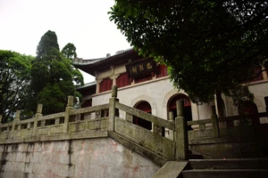 南岳衡山景点介绍_南岳衡山旅游攻略_衡山风景名胜区特色