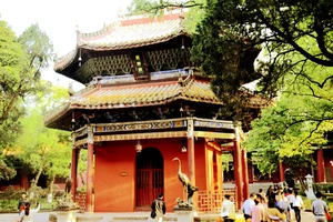 衡山风景名胜区特色_南岳衡山旅游攻略_南岳衡山景点介绍