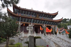 南岳衡山景点介绍_衡山风景名胜区特色_南岳衡山旅游攻略
