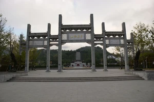 南岳衡山旅游攻略_南岳衡山景点介绍_衡山风景名胜区特色