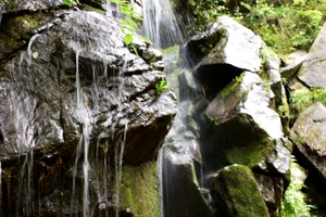 衡山风景名胜区特色_南岳衡山景点介绍_南岳衡山旅游攻略