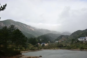 南岳衡山景点介绍_衡山风景名胜区特色_南岳衡山旅游攻略