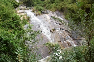 南岳衡山景点介绍_衡山风景名胜区特色_南岳衡山旅游攻略