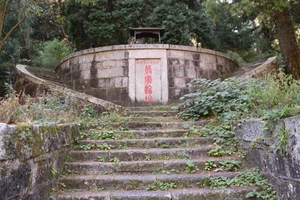 南岳衡山景点介绍_衡山风景名胜区特色_南岳衡山旅游攻略
