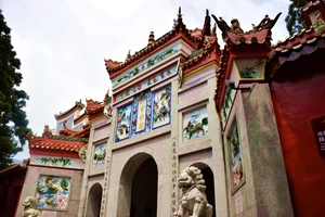 南岳衡山景点介绍_衡山风景名胜区特色_南岳衡山旅游攻略
