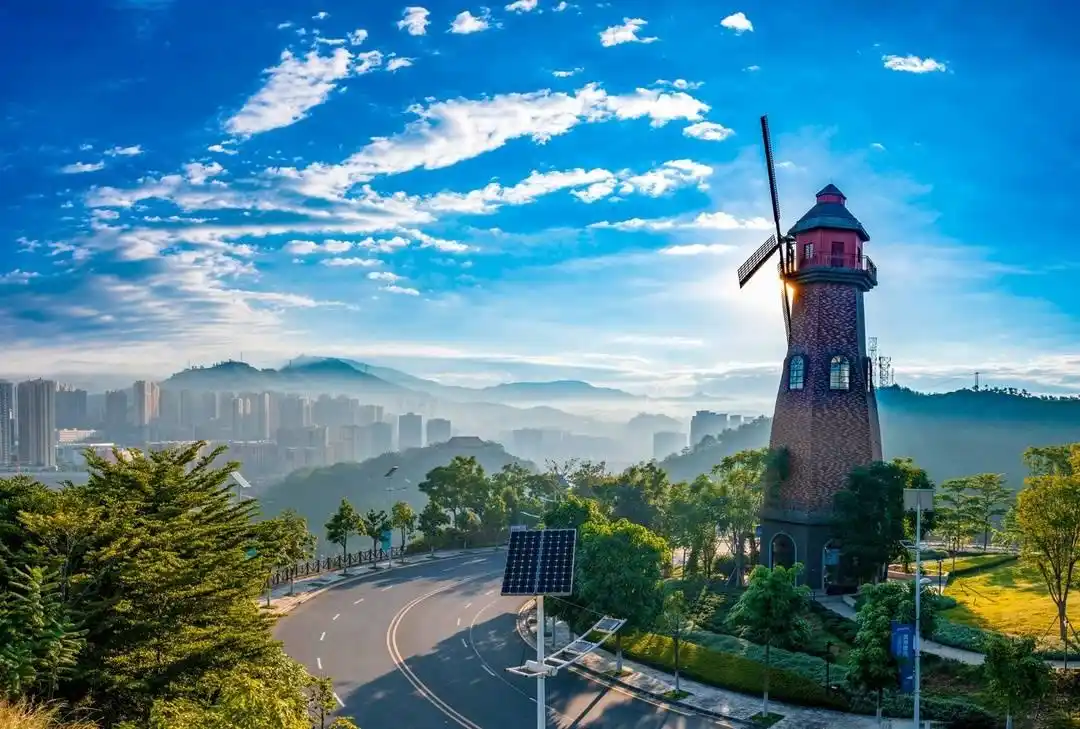 攀枝花新成昆铁路旅游攻略_成都到攀枝花旅游攻略_攀枝花阳光康养旅游路线