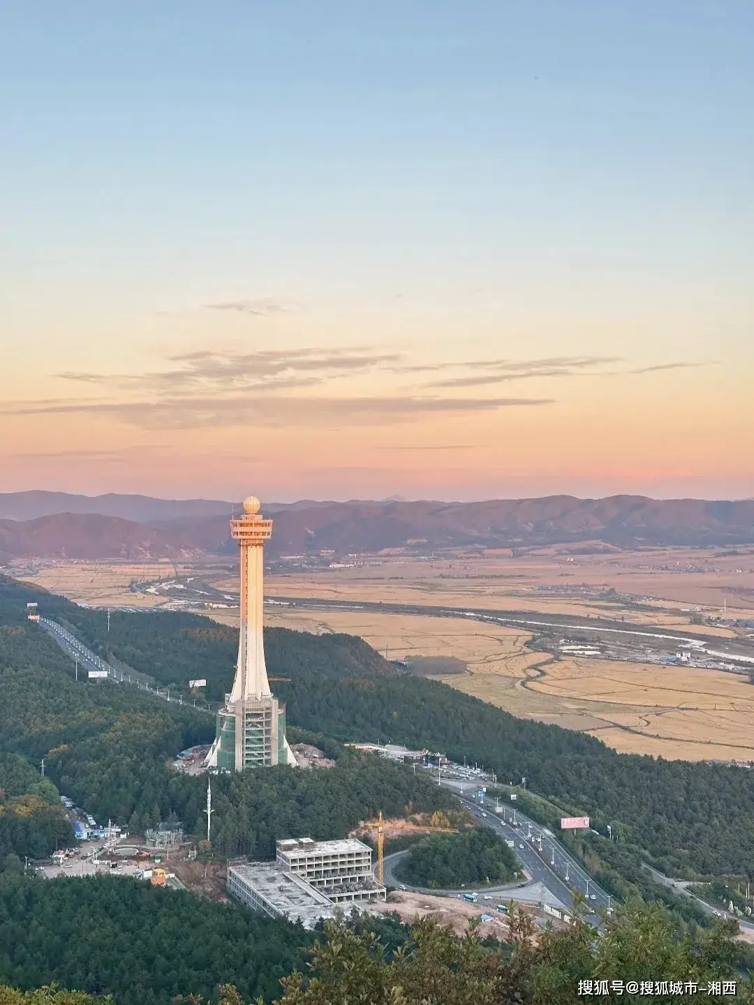 长白山旅游攻略_长春去长白山旅游攻略_必玩景点解析