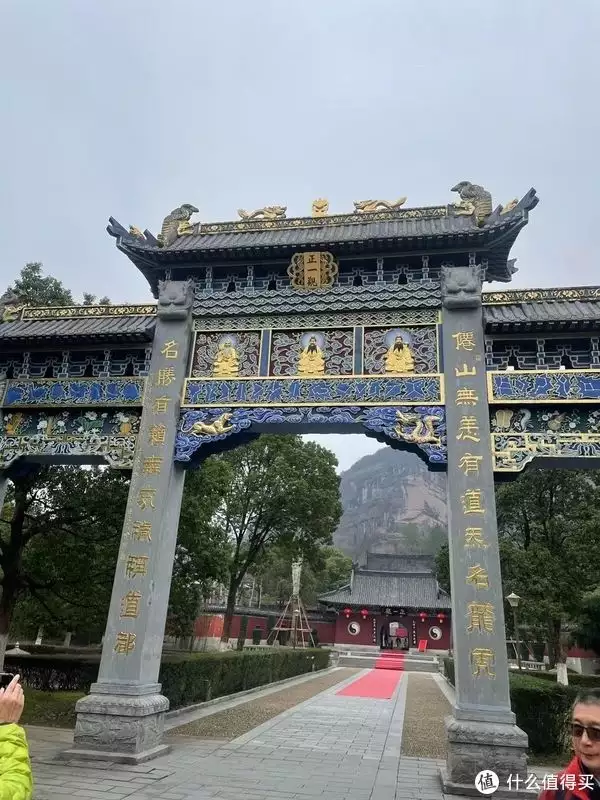 上饶龙虎山爬山体验_江西上饶龙虎山旅游攻略_龙虎山旅游攻略