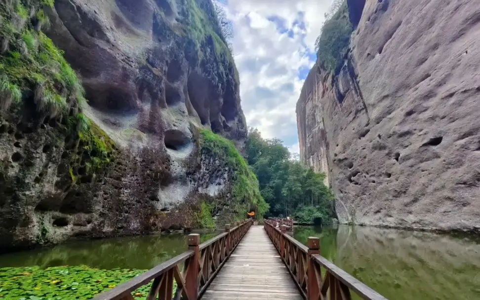 泰宁三日旅游攻略_泰宁旅游十大景点_福建泰宁丹霞地貌
