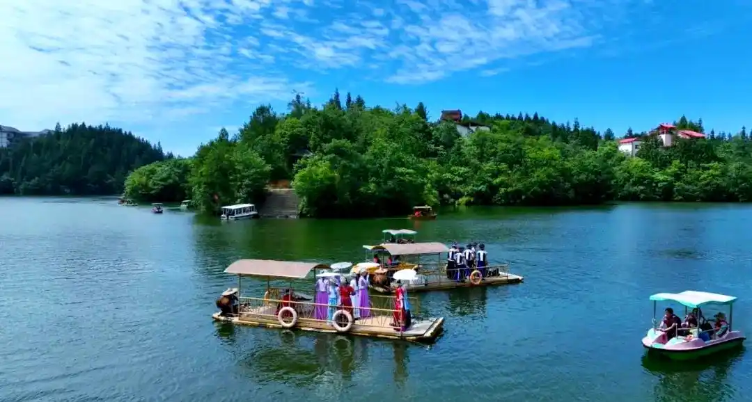 黄水国家级旅游度假区_重庆黄水旅游度假区攻略_石柱黄水旅游攻略