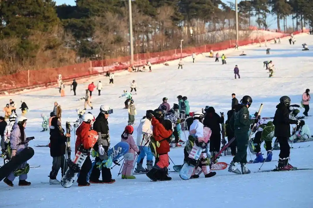 沈阳冰雪旅游攻略_沈阳冬季旅游线路_沈阳到冰峪沟旅游攻略