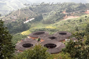 南靖土楼旅游攻略_福建南靖土楼旅游攻略_土楼建筑特色
