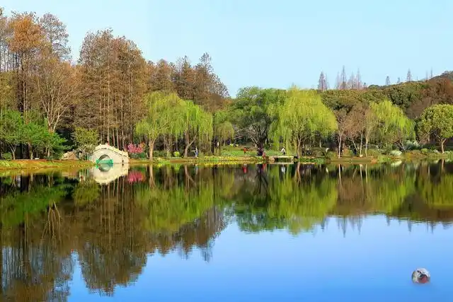 避开人群游览鼋头渚攻略_无锡鼋头渚旅游攻略_鼋头渚最佳游览路线