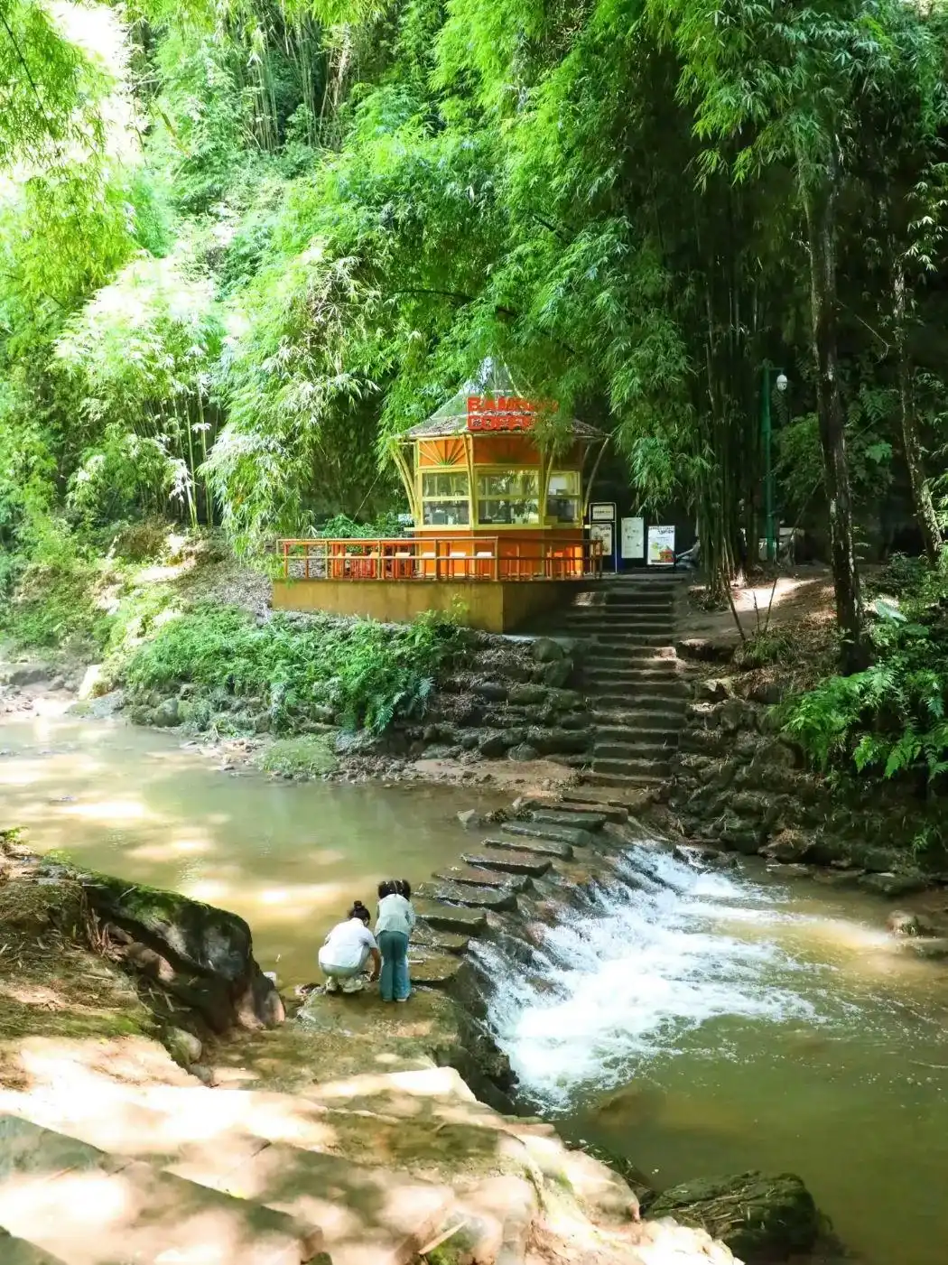 白沫江玩水体验_邛崃平乐古镇旅游攻略_平乐古镇旅游攻略