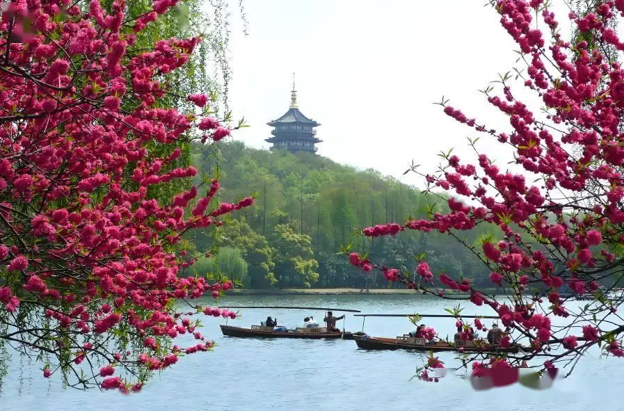 断桥残雪苏堤春晓_杭州西湖十大景点_杭州西湖旅游攻略