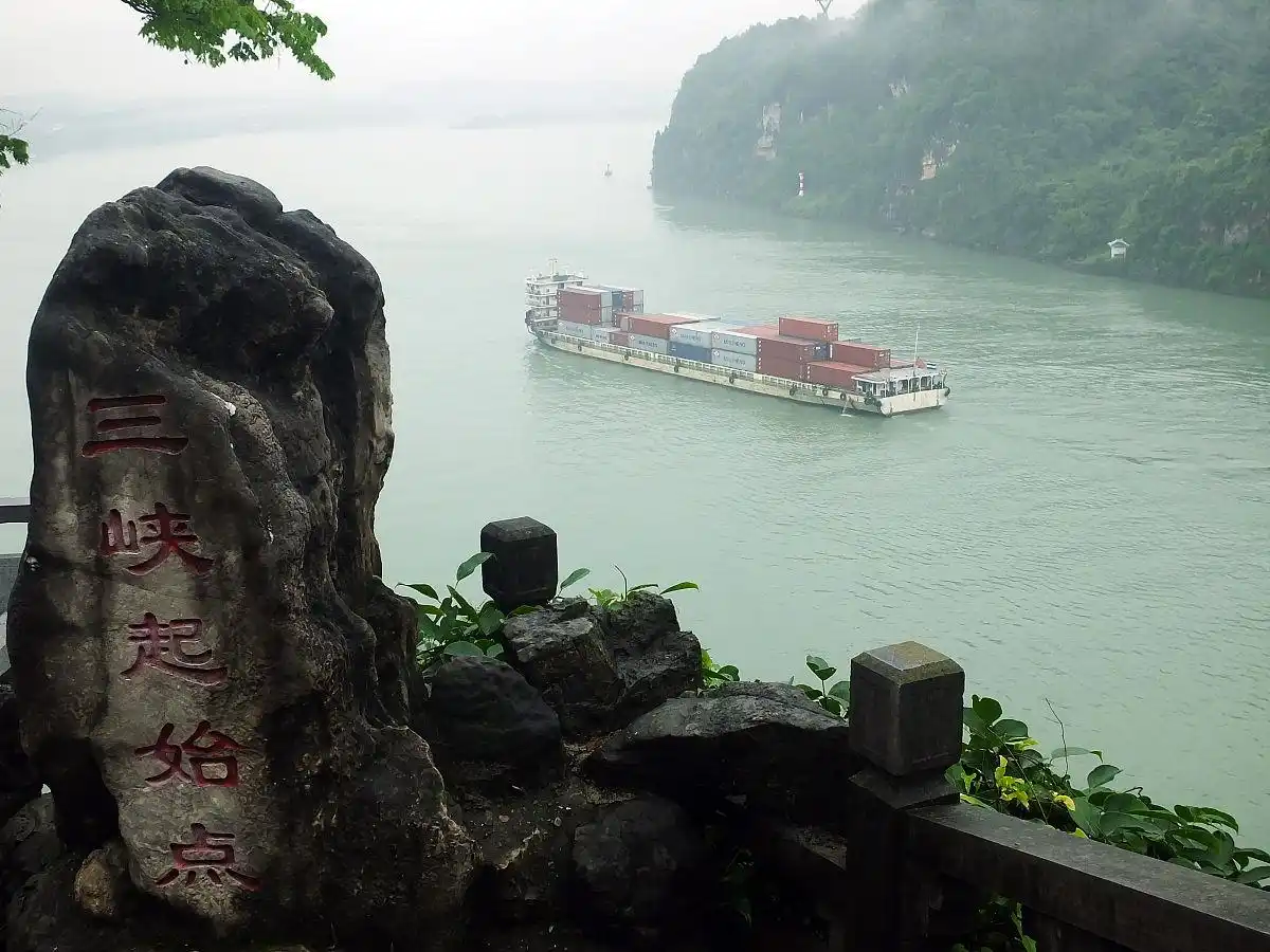 三峡大坝景点介绍_宜昌旅游攻略_湖北宜昌旅游攻略