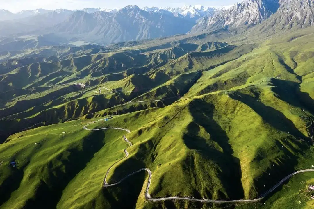 张掖马蹄寺旅游攻略_张掖最美打卡地_张掖丹霞地貌旅游攻略