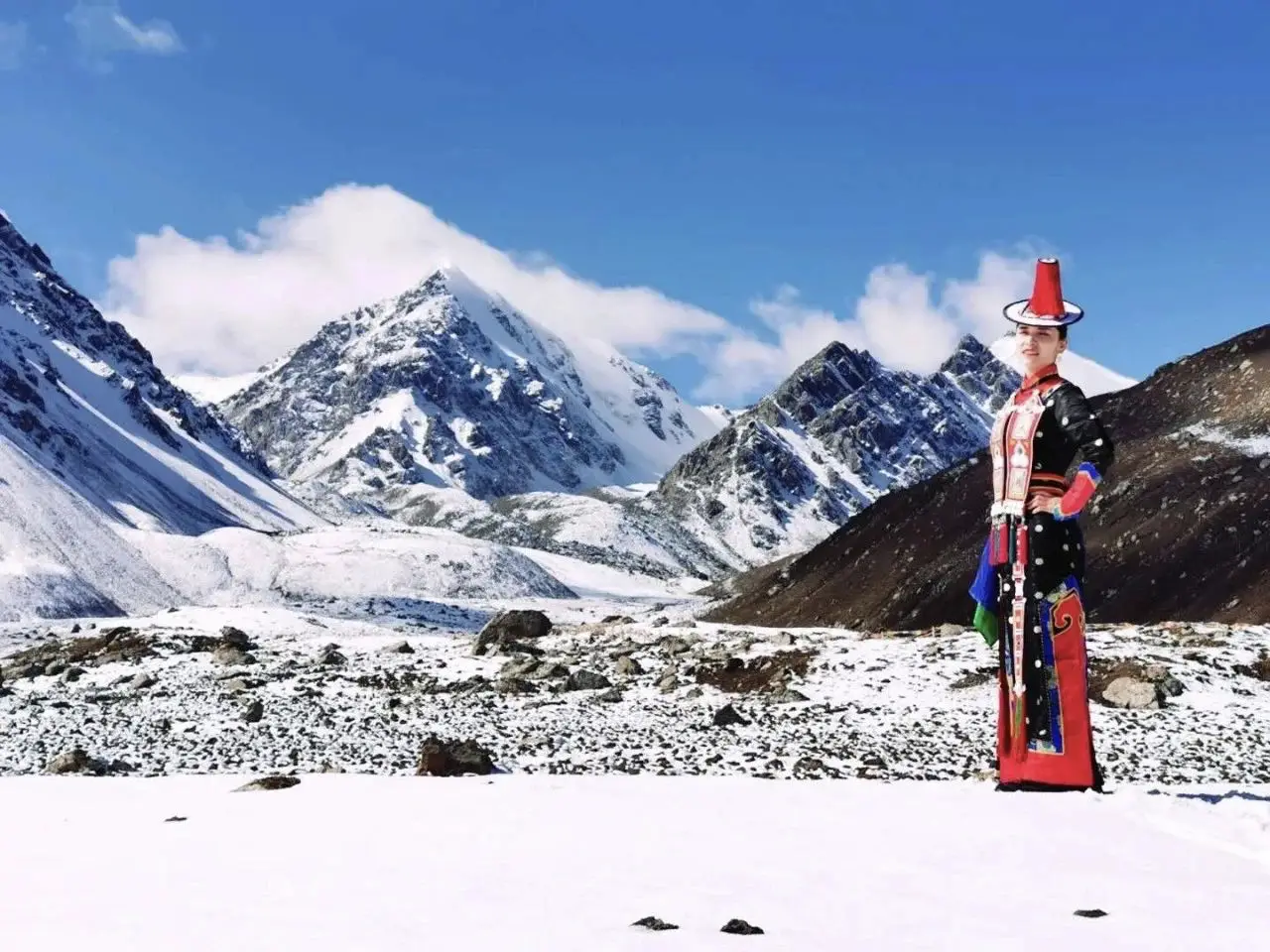 张掖最美打卡地_张掖马蹄寺旅游攻略_张掖丹霞地貌旅游攻略