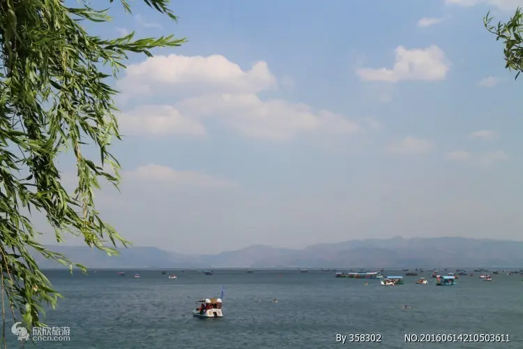 昆明到抚仙湖攻略_抚仙湖一日游_玉溪抚仙湖旅游攻略