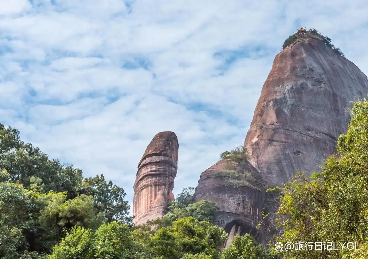 深圳到丹霞山旅游攻略_韶关丹霞山景区游玩路线推荐_韶关丹霞山景区门票价格