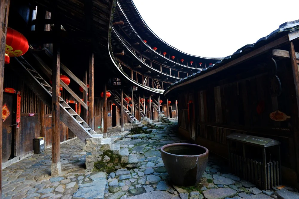 福建土楼旅游攻略_永定土楼旅游攻略相片_永定土楼介绍