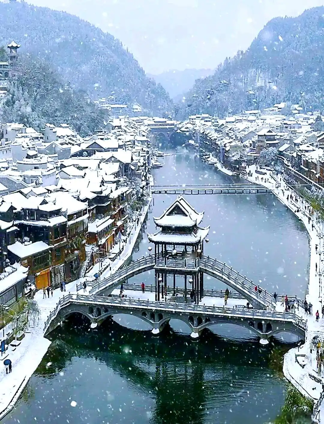 天门山冬季雪景_张家界冬季旅游攻略_张家界冬天旅游攻略