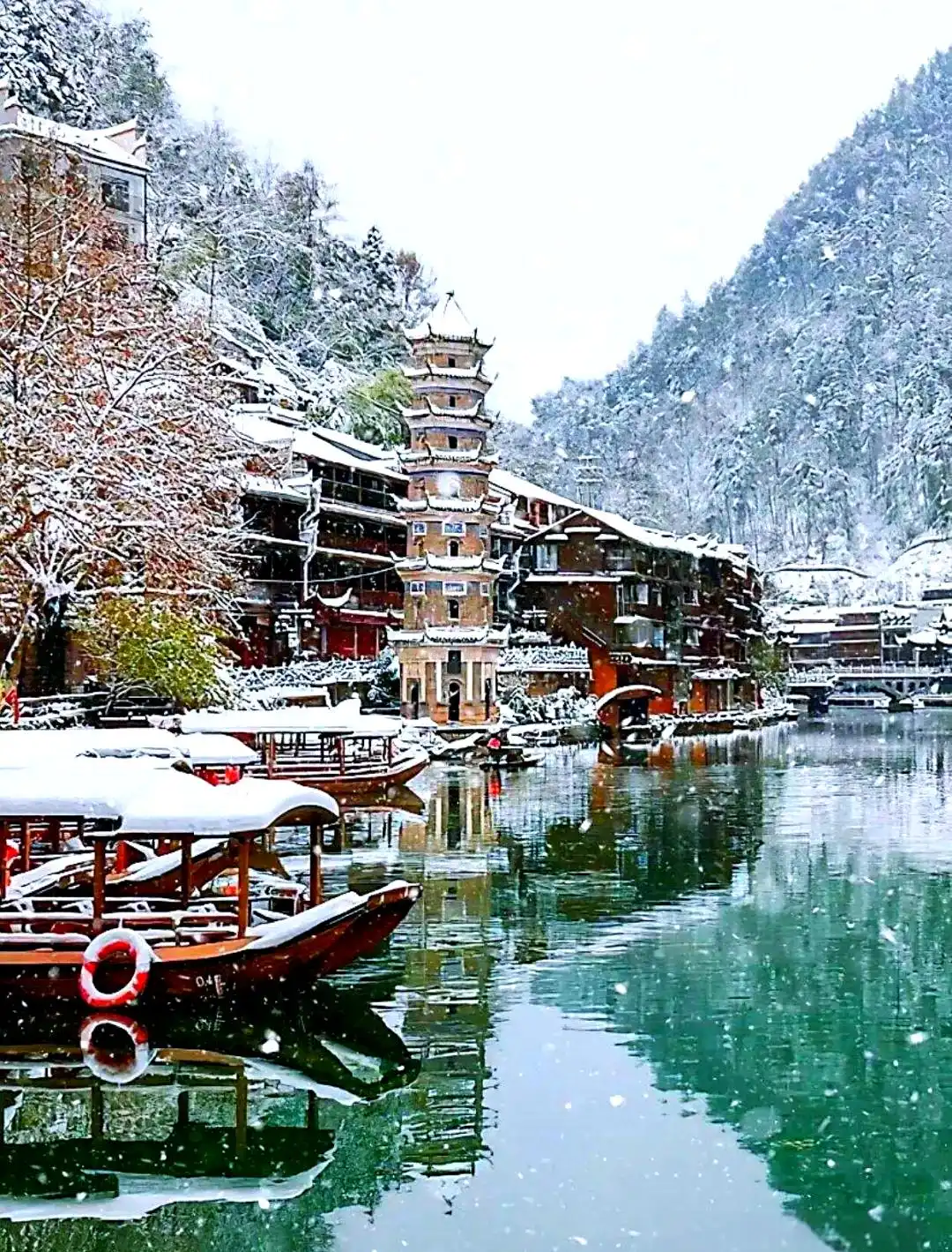 张家界冬季旅游攻略_张家界冬天旅游攻略_天门山冬季雪景