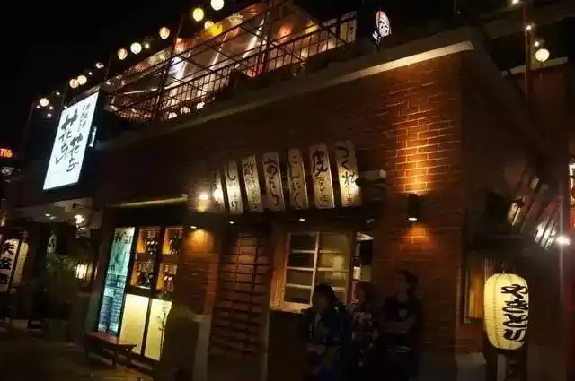 曼谷考山路旅游攻略_曼谷夜市 考山路夜市 Asiatique码头夜市