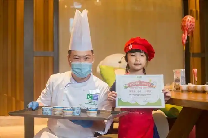 三亚自驾游_三亚亲子旅游攻略自由行_亲子旅行攻略