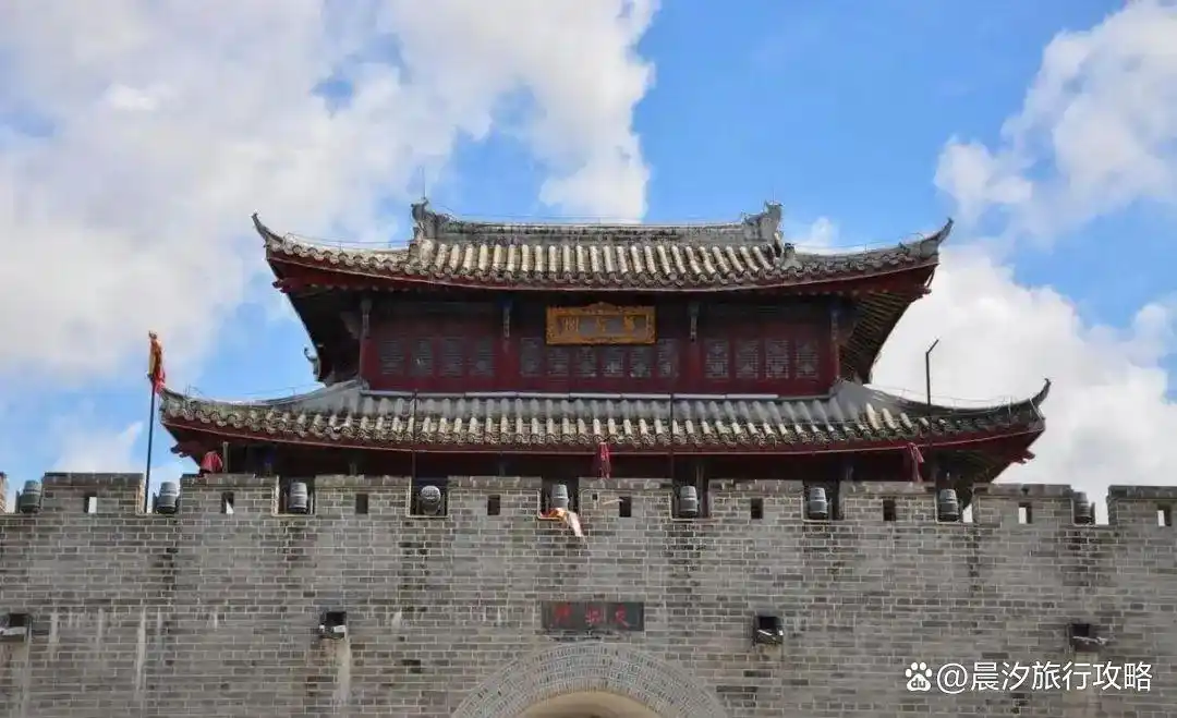 三亚旅游景点攻略_三亚 渔村旅游攻略_三亚美食推荐