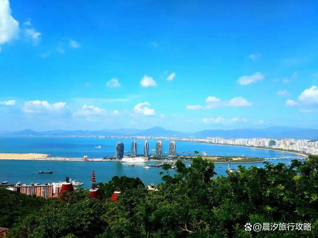 三亚旅游景点攻略_三亚 渔村旅游攻略_三亚美食推荐