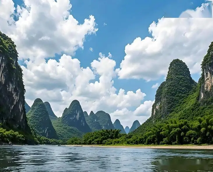 桂林阳朔漓江旅游攻略_桂林十大必去景点_桂林五大美食