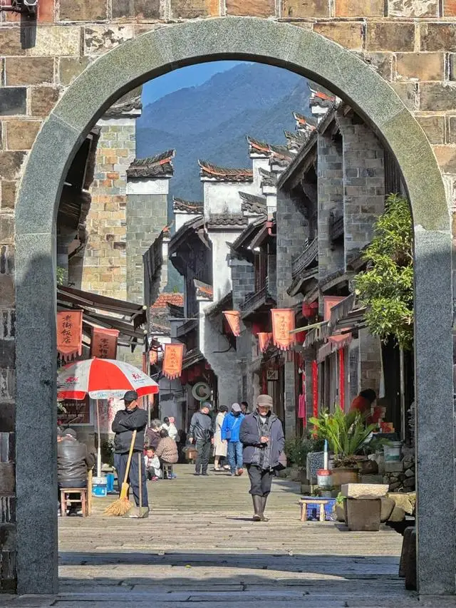 衢州古镇旅游路线_廿八都古镇武侠梦_衢州江山旅游攻略