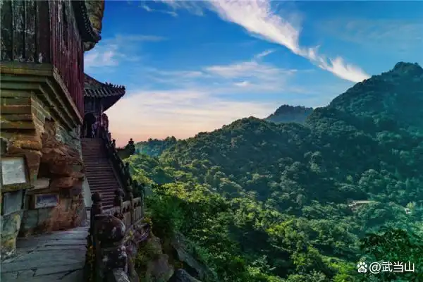 武当山旅游最实用攻略_武当山冬季旅游攻略_武当山景区通票半价优惠