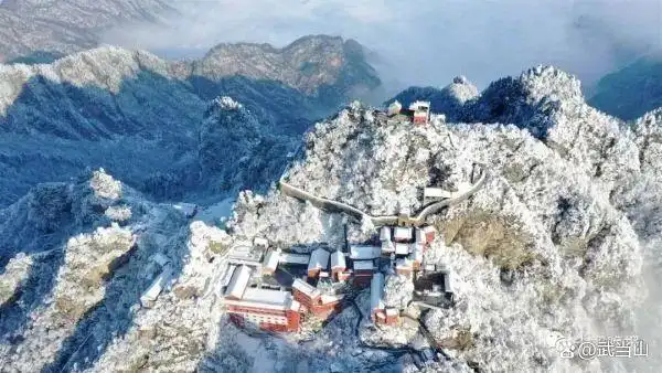 武当山冬季旅游攻略_武当山景区通票半价优惠_武当山旅游最实用攻略