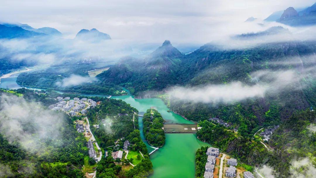 雁荡山灵岩灵峰游玩攻略_温州五一五天四晚旅游线路_雁荡山楠溪江旅游攻略