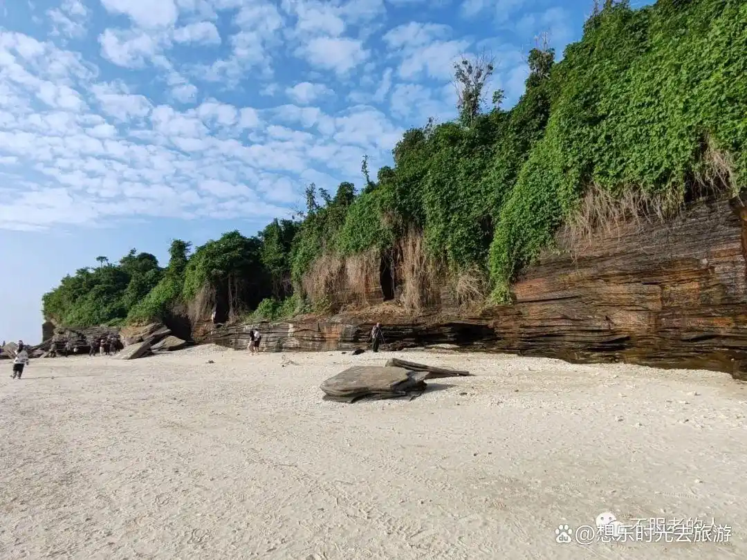 涠洲岛天主教堂参观指南_2026涠洲岛旅游攻略_涠洲岛旅游攻略