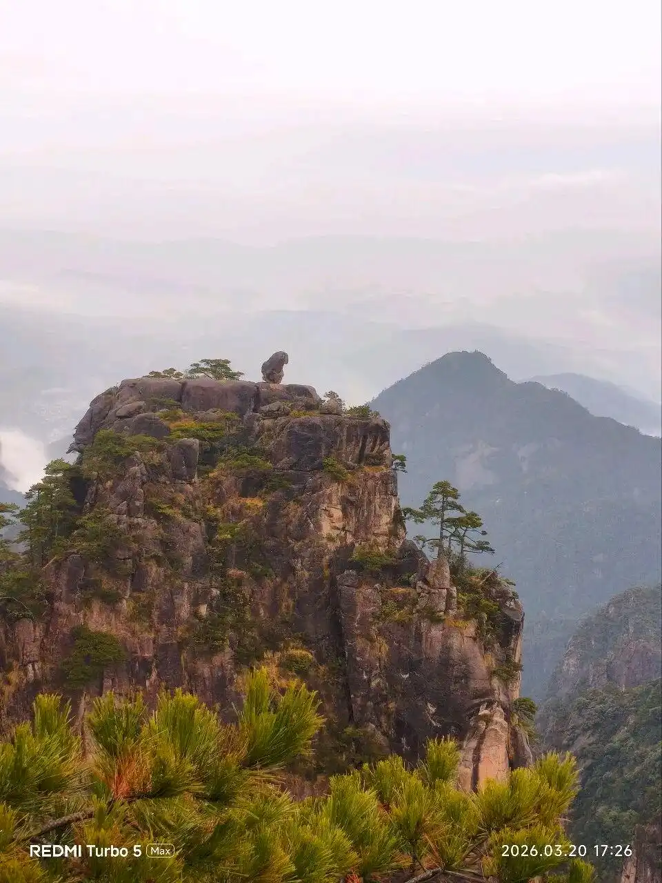 黄山旅游攻略_上海到安徽黄山2日旅游攻略_黄山最佳旅行时间