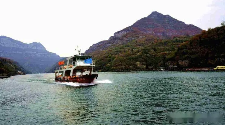 焦作十大必去景点_焦作云台山旅游攻略_云台山青天河神农山陈家沟旅游攻略