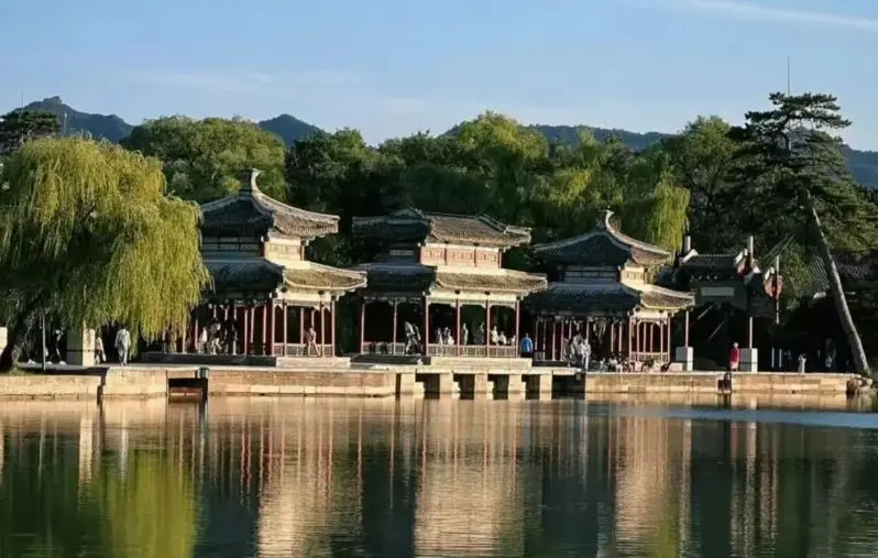 承德坝上草原旅游线路_北戴河海边园林草原旅游_承德坝上旅游攻略