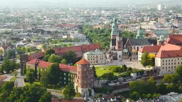 中世纪古镇旅游攻略_欧洲 古镇 旅游攻略_联合国教科文组织世界遗产古镇推荐