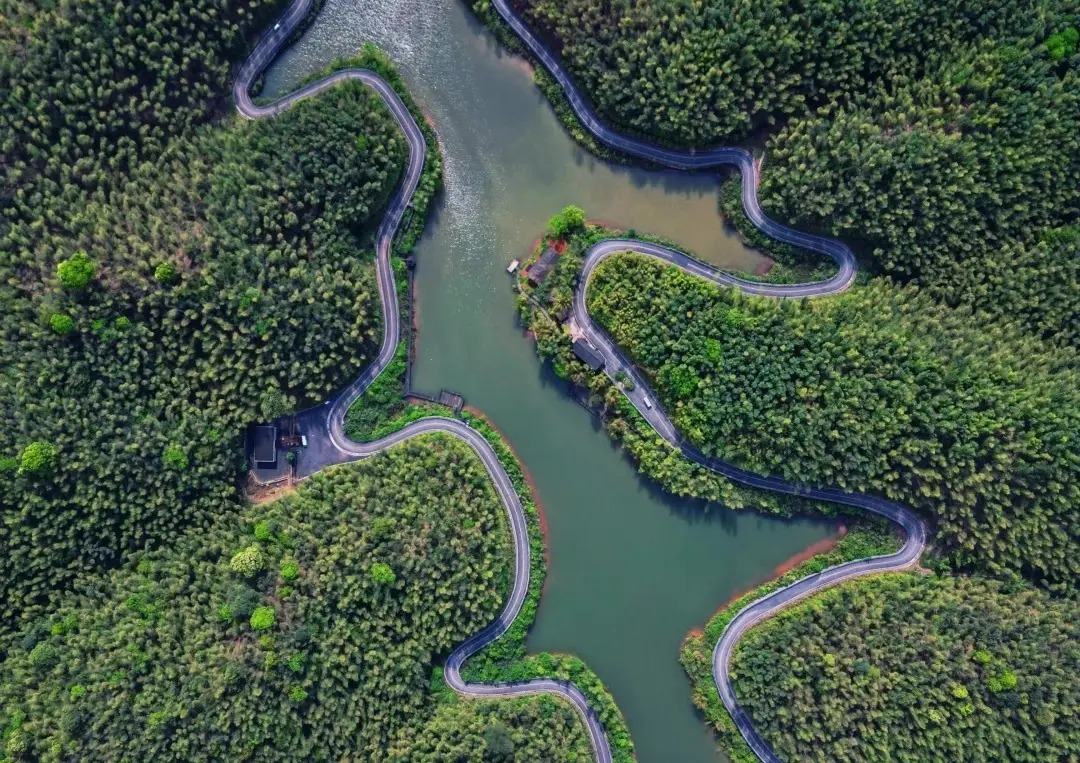 赤水旅游攻略_赤水四洞沟瀑布旅游线路_赤水丹霞景区旅游攻略