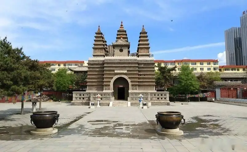 呼和浩特十大必玩景点_呼和浩特旅游攻略_内蒙古博物院