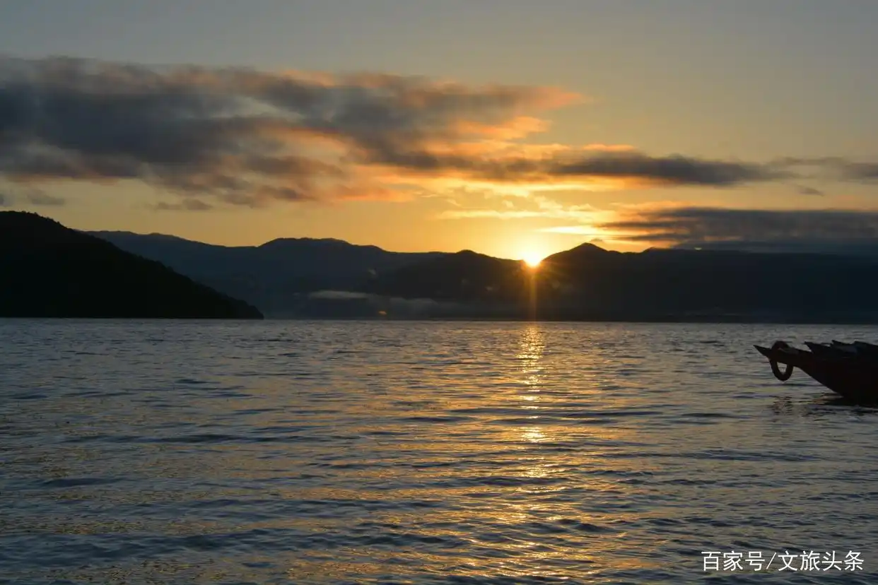 丽江泸沽湖蓬莱三岛景点_泸沽湖旅游攻略_丽江泸沽湖环湖游线路