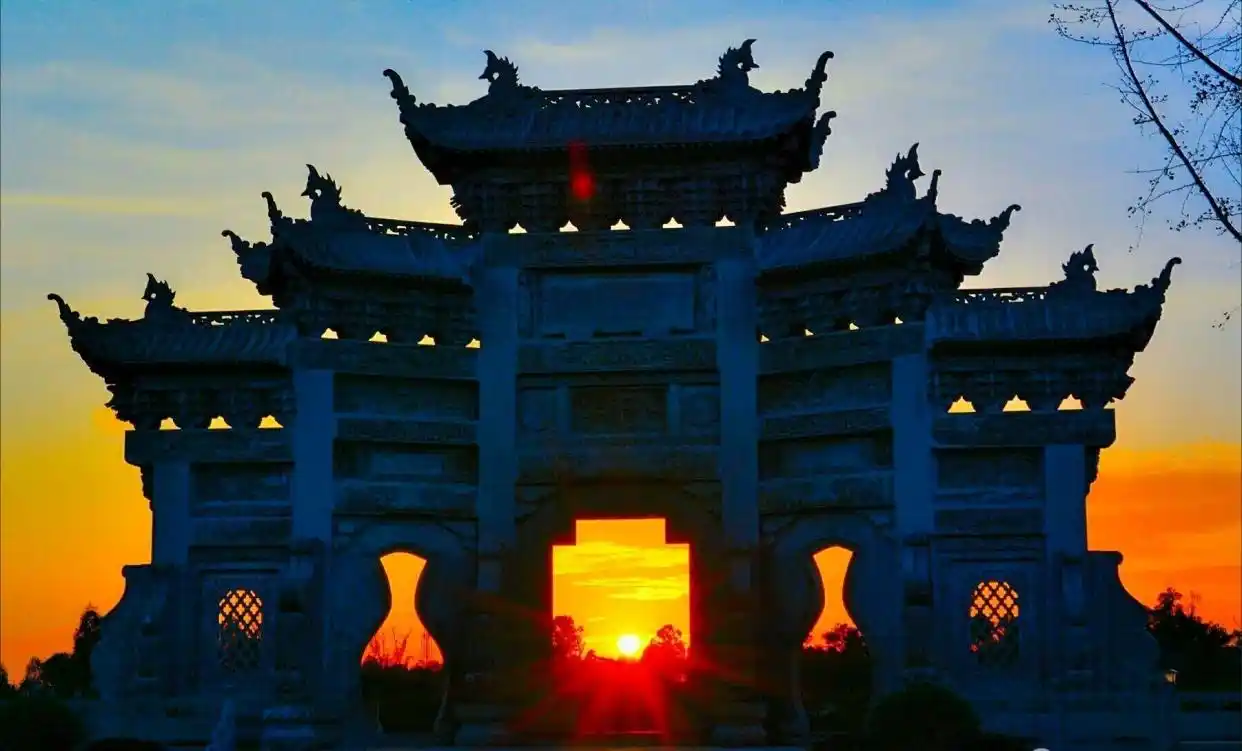 隆昌青石文化城古牌坊_隆昌古宇湖越冬候鸟_隆昌古宇湖旅游攻略