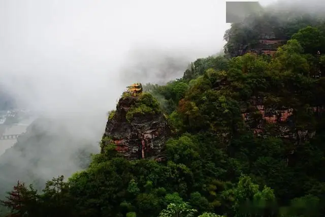 黄山奇松怪石云海温泉冬雪_黄山和宏村旅游攻略_宏村徽派建筑牛型水系